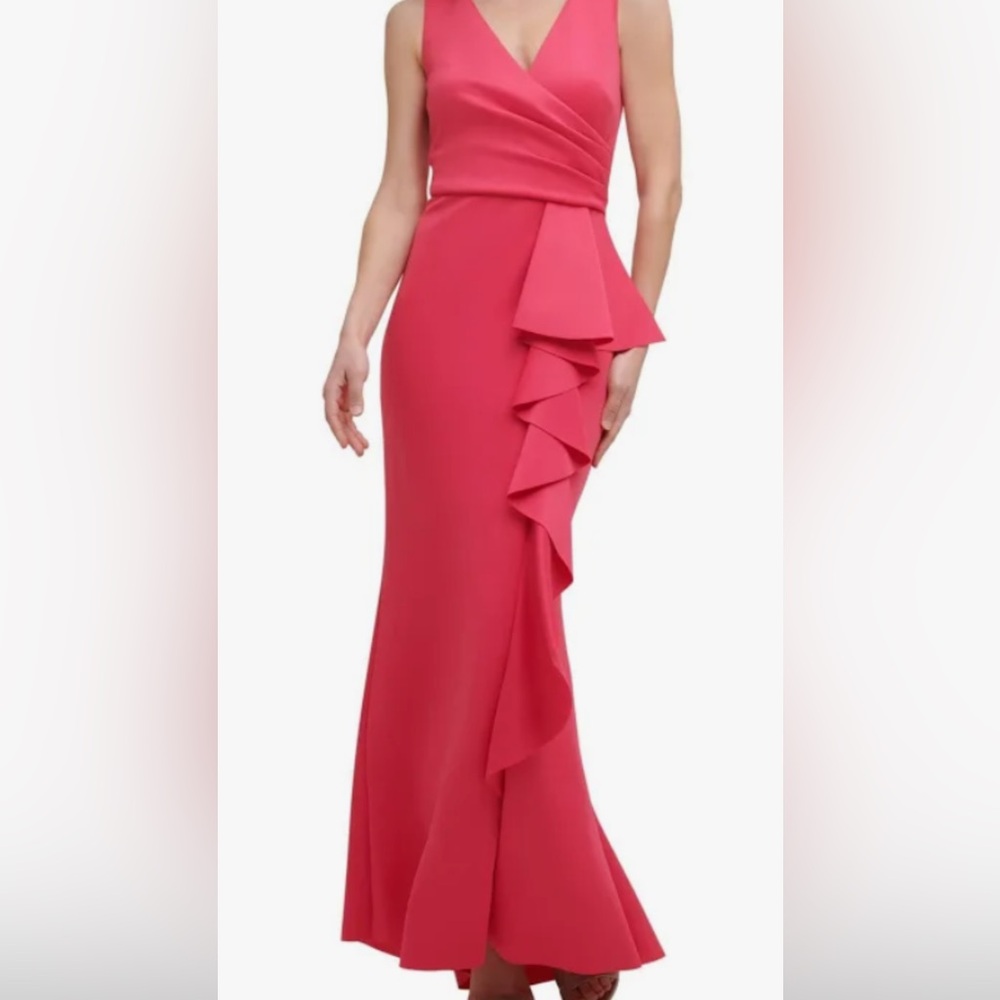 Jessica Howard Missy Gown NWT